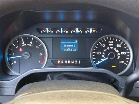 Used 2015 Ford F150 XLT w/ Trailer Tow Package RWD image 16