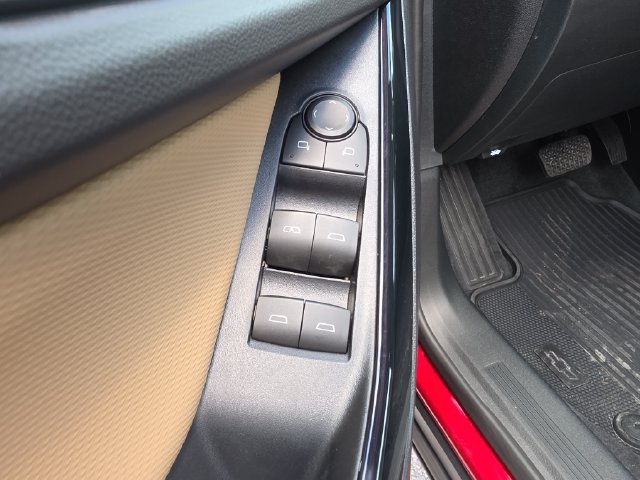 Used 2026 Chevrolet Equinox ACTIV w/ Convenience Package III AWD/4WD image 14