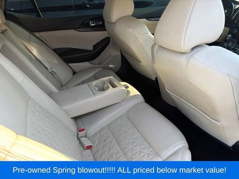 Used 2016 Nissan Maxima Platinum FWD image 12