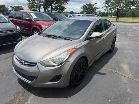 Used 2012 Hyundai Elantra GLS FWD image 1