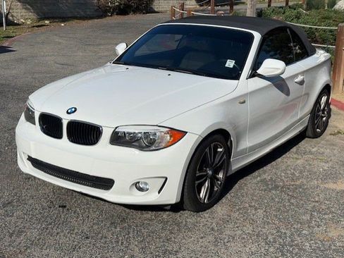 Used 2013 BMW 128i Convertible w/ Premium Pkg image 28