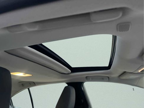 Used 2023 Toyota Corolla LE image 17