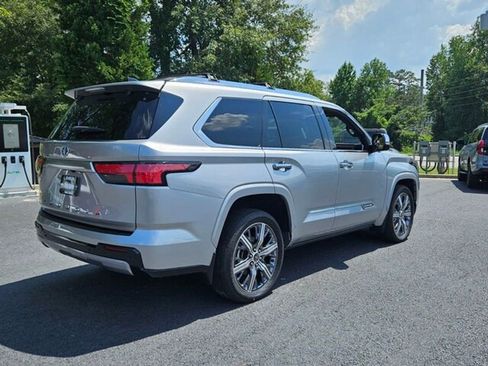 Used 2023 Toyota Sequoia Capstone image 16