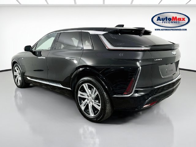 Used 2024 Cadillac Lyriq Tech AWD/4WD image 6