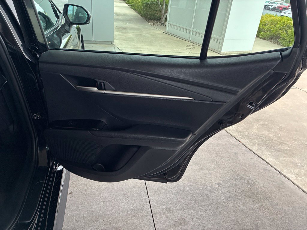 Used 2025 Toyota Camry SE FWD image 17