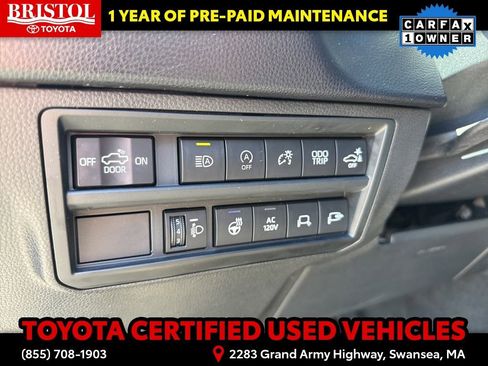 Certified 2022 Toyota Tundra SR5 w/ SR5 Premium Package AWD/4WD image 28