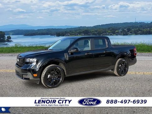 New 2025 Ford Maverick XLT w/ Equipment Group 301A AWD/4WD image 3