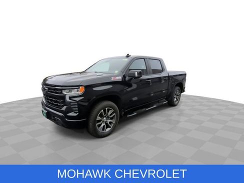 Used 2025 Chevrolet Silverado 1500 RST w/ Convenience Package II AWD/4WD image 4