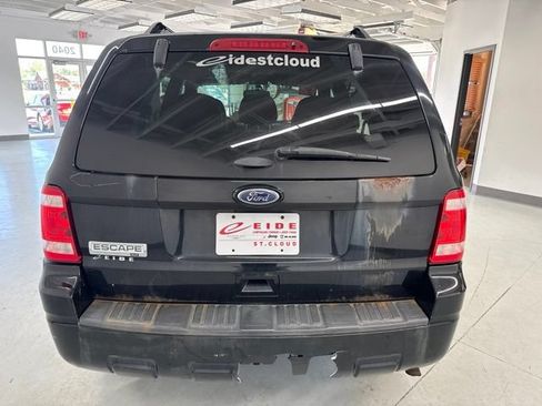 Used 2012 Ford Escape XLT FWD image 8