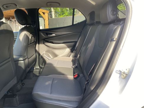 Used 2020 Buick Encore GX Preferred AWD/4WD image 16