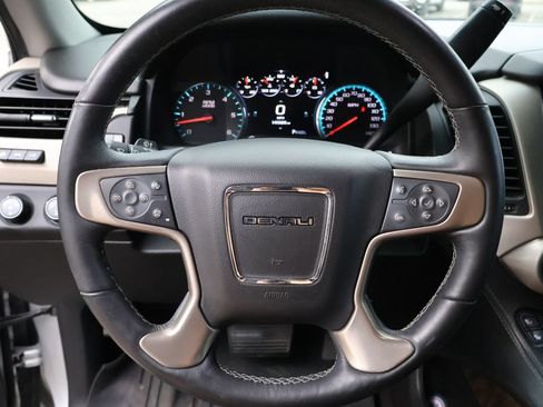 Used 2018 GMC Yukon Denali w/ Open Road Package AWD/4WD image 36
