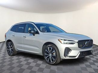 Used 2024 Volvo XC60 B5 Ultimate AWD/4WD video 1
