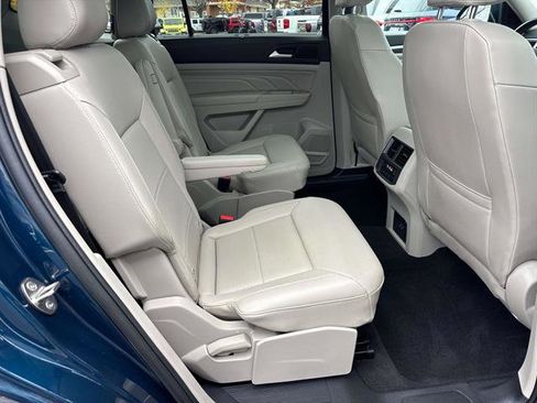 Used 2021 Volkswagen Atlas SE w/ Panoramic Sunroof Package image 17