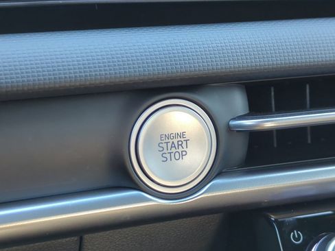 Certified 2025 Hyundai Santa Cruz SEL image 35