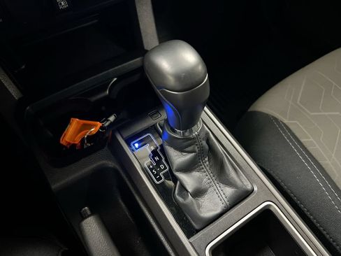 Used 2023 Toyota Tacoma TRD Off-Road AWD/4WD image 18