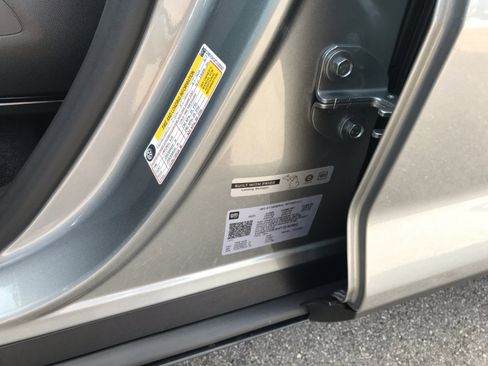 New 2026 Chevrolet Traverse LT w/ Enhanced Driving Package image 29