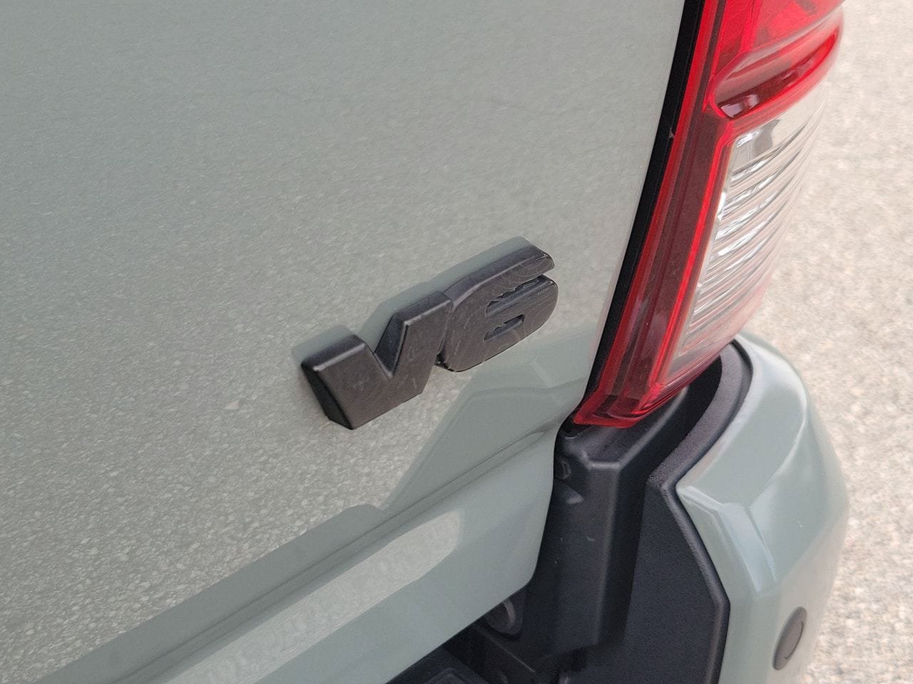 Used 2022 Toyota Tacoma SR5 w/ Trail Edition AWD/4WD image 8