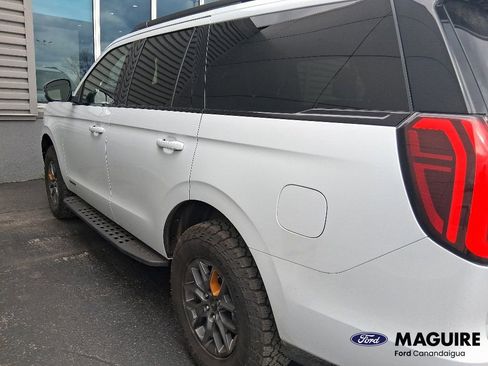 Used 2025 Ford Expedition Tremor AWD/4WD image 6