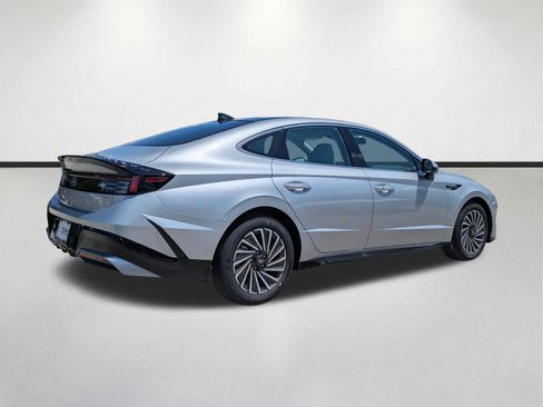 New 2026 Hyundai Sonata SEL FWD image 5
