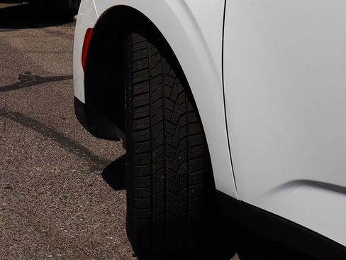 Used 2023 Kia Soul LX w/ Option Group 015 FWD image 6