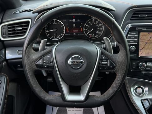 Used 2020 Nissan Maxima SR w/ Sport Mat Group FWD image 12