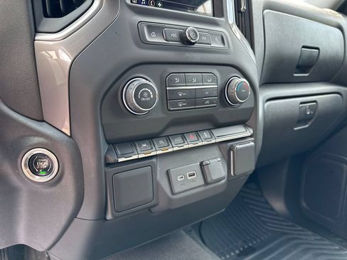 Used 2023 Chevrolet Silverado 1500 Custom AWD/4WD image 16
