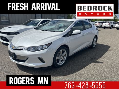 Used 2017 Chevrolet Volt LT w/ Comfort Package FWD image 1