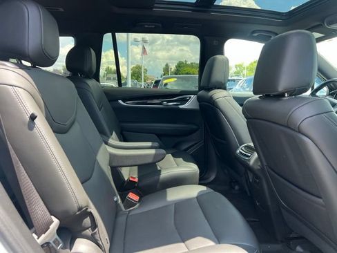Used 2024 Cadillac XT6 Premium Luxury w/ LPO, Floor Liner Package AWD/4WD image 16
