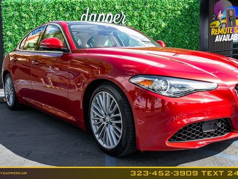Used 2018 Alfa Romeo Giulia Ti w/ Quick Order Package 22Z Lusso RWD image 4