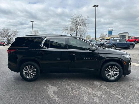 Used 2023 Chevrolet Traverse LT AWD/4WD image 8