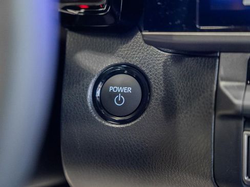 New 2026 Toyota Camry SE FWD image 21