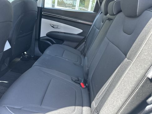 Used 2024 Hyundai Tucson SE image 12