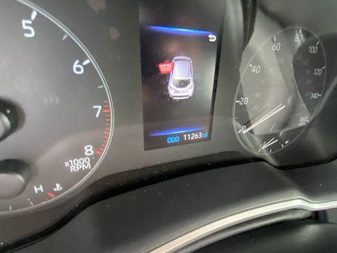 Used 2025 Toyota Corolla SE image 5