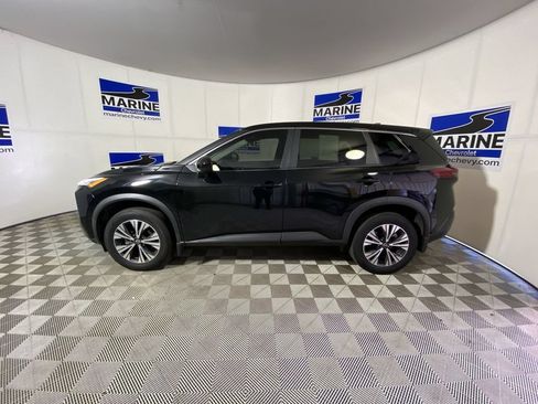 Used 2023 Nissan Rogue SV FWD image 13