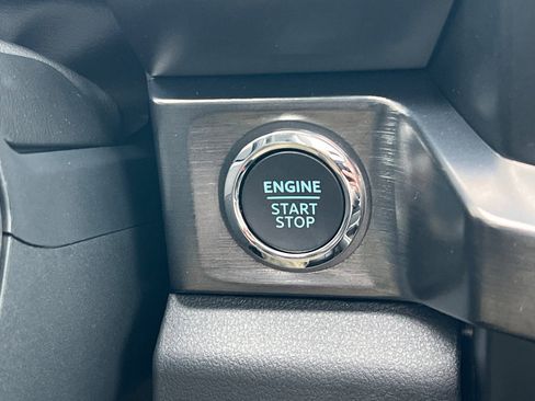 New 2026 Ford F350 Lariat w/ Black Appearance Package image 20