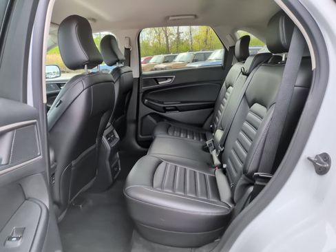 Used 2022 Ford Edge SEL AWD/4WD image 10