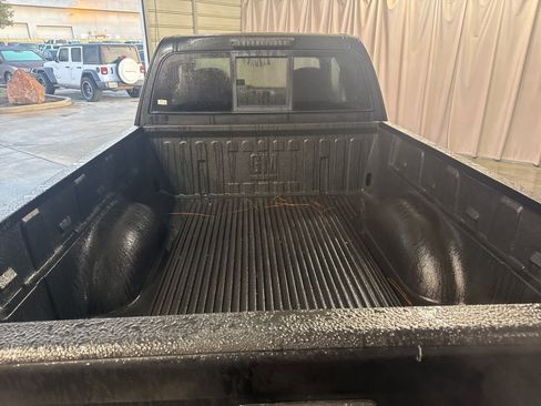 Used 2008 Chevrolet Colorado LT w/ LT Preferred Equipment Group image 12