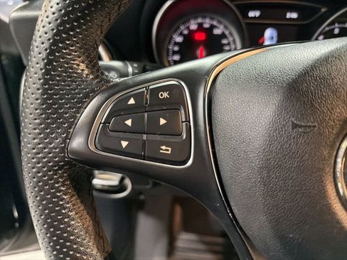 Used 2019 Mercedes-Benz CLA 250 image 13