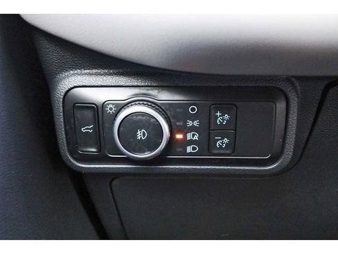 Used 2025 Ford Explorer Active w/ Active Comfort Package image 20