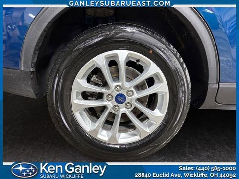 Used 2020 Ford Escape SE image 23