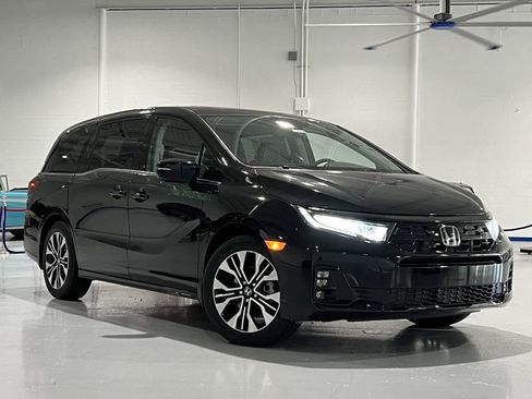 New 2026 Honda Odyssey Elite image 2