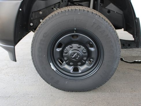 Used 2026 RAM 2500 Tradesman AWD/4WD image 35
