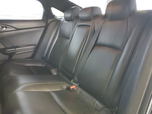 Used 2019 Honda Civic EX image 8