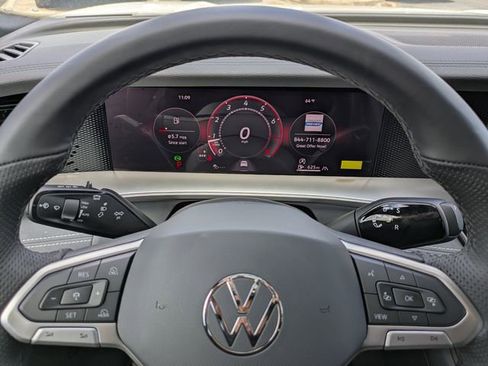 New 2026 Volkswagen Tiguan SE R-Line AWD/4WD image 29