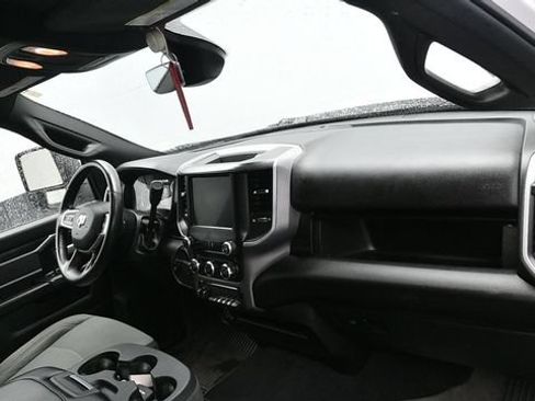 Used 2024 RAM 2500 Big Horn AWD/4WD image 11