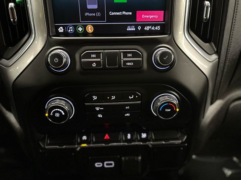 Used 2020 Chevrolet Silverado 1500 LT image 23