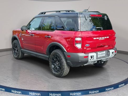 Used 2025 Ford Bronco Sport Outer Banks w/ Sasquatch Outer Banks Package AWD/4WD image 8