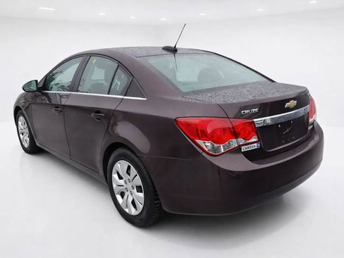 Used 2015 Chevrolet Cruze LT image 4