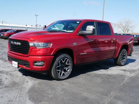 New 2026 RAM 1500 Laramie AWD/4WD image 3
