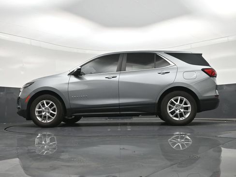 Used 2024 Chevrolet Equinox LT FWD image 24